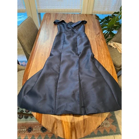 Alfred Sung Navy Midnight Blue Off The Shoulder Satin Gown Size 8 Evening Formal - Picture 10 of 15